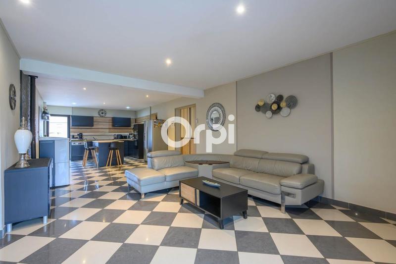 Maison - 136 m² - 4 pièces