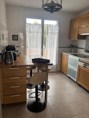 Appartement - 77 m² - 3 pièces