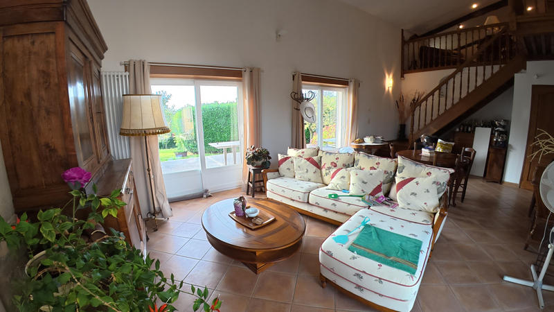 Maison - 200 m² - 6 pièces