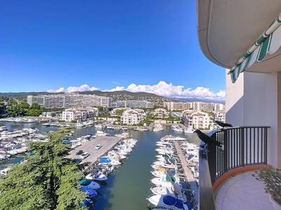 Appartement - 100 m² - 4 pièces