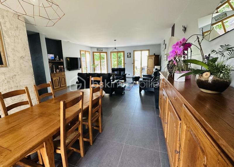 Maison - 160 m² - 4 pièces