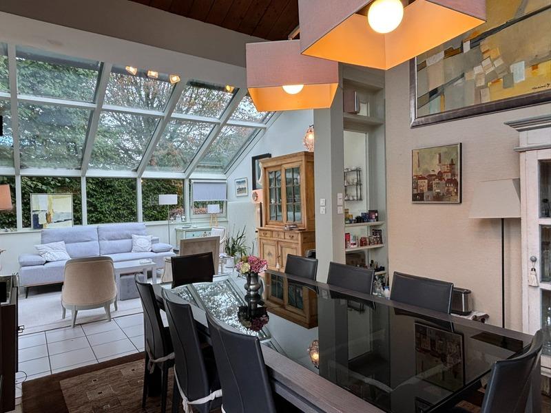 Propriété - 237 m² - 11 pièces