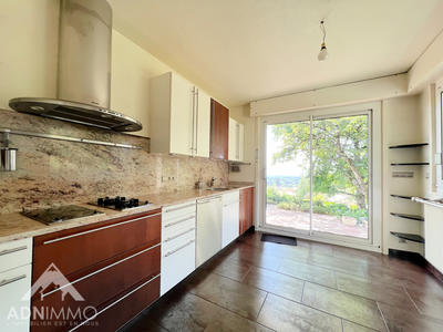 Maison - 167 m² - 5 pièces