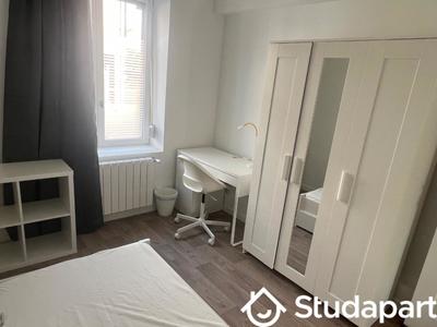 Chambre - 9 m² - 1 pièce