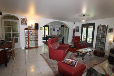 Villa - 170 m² - 4 pièces