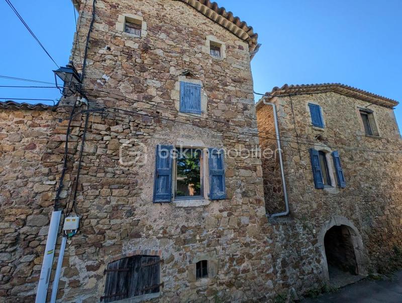 Mas - 352 m² - 6 pièces