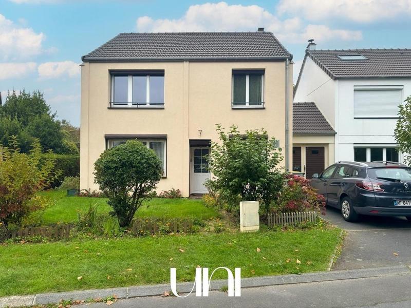 Maison - 110 m² - 6 pièces