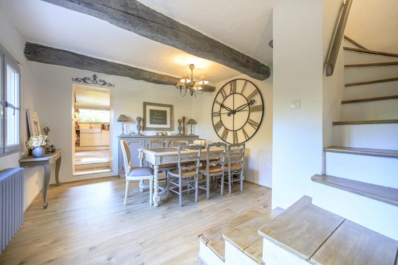 Maison - 257 m² - 12 pièces