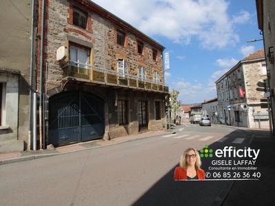 Maison - 324 m² - 10 pièces