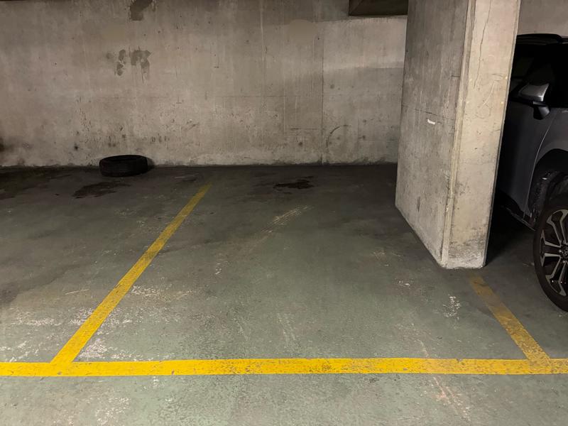 Parking / Garage - 10 m²