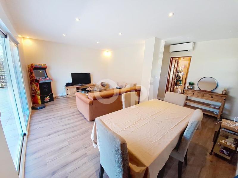 Maison - 139 m² - 5 pièces