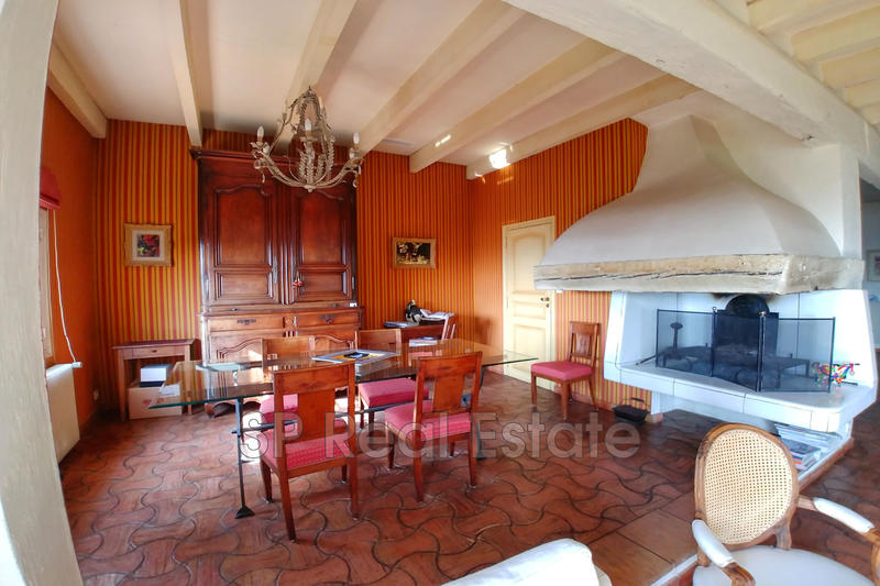 Maison - 175 m² - 6 pièces