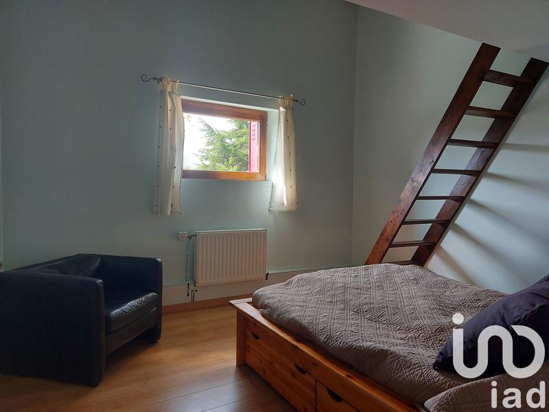 Maison - 247 m² - 9 pièces