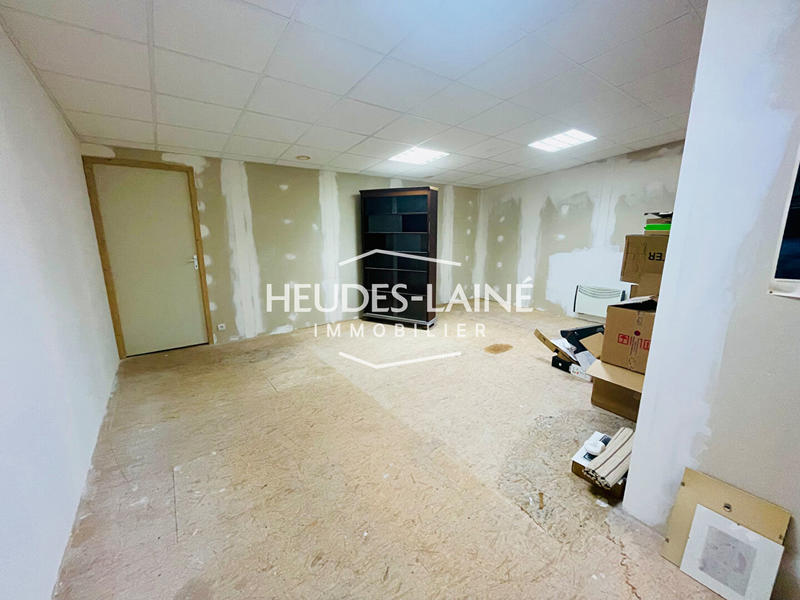 Local d'activités - 210 m²