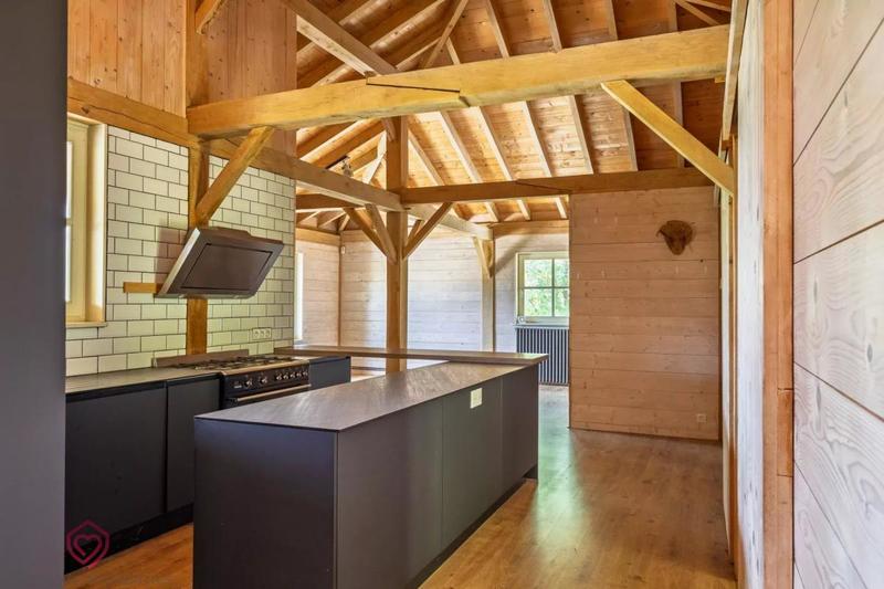 Châlet - 175 m² - 8 pièces