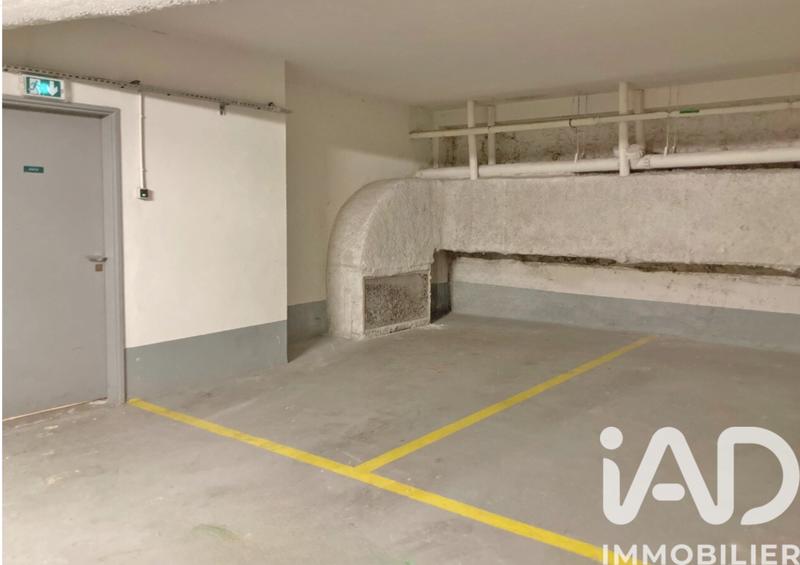 Parking - 11 m²