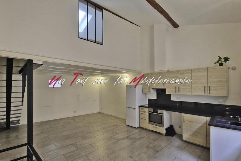 Appartement - 75 m² - 3 pièces