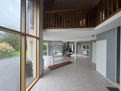 Maison - 184 m² - 5 pièces