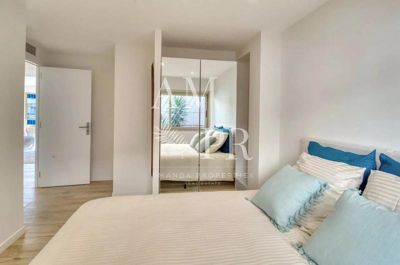 Appartement - 95 m² - 4 pièces