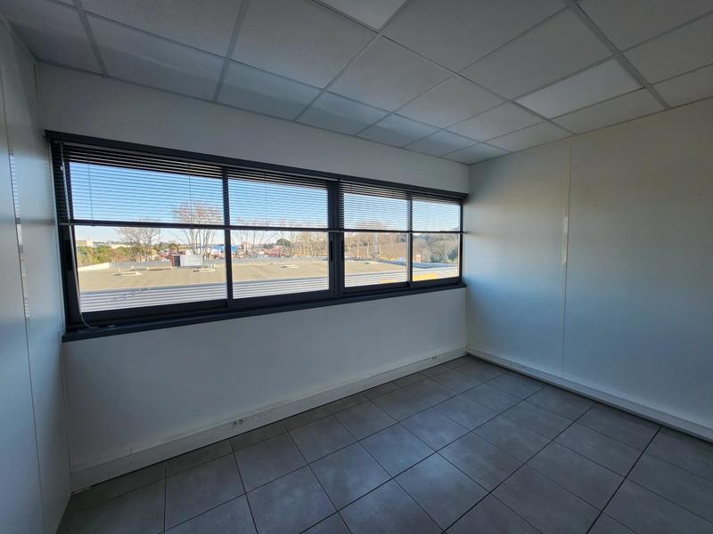 Bureau - 12 m² - 1 pièce