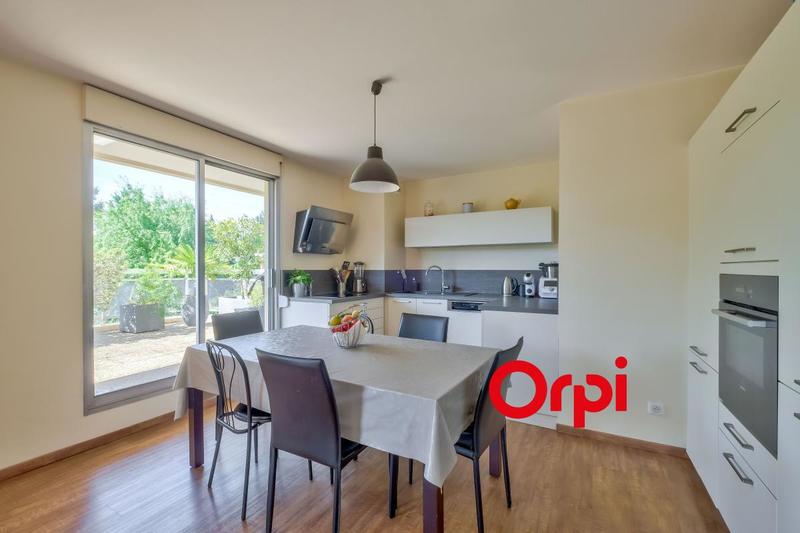 Appartement - 94 m² - 4 pièces