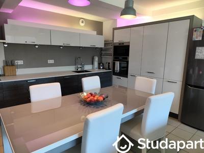 Chambre - 18 m² - 1 pièce