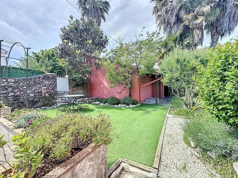 Villa - 170 m² - 6 pièces