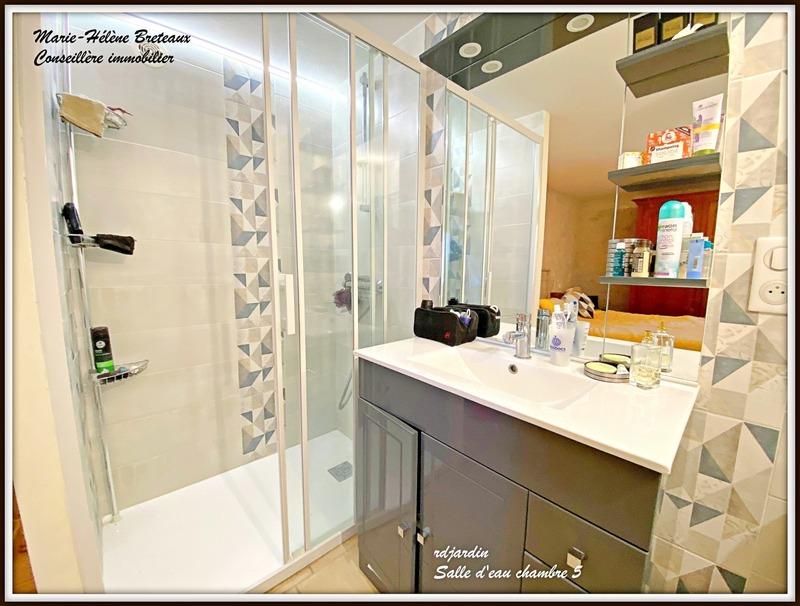 Maison - 310 m² - 9 pièces