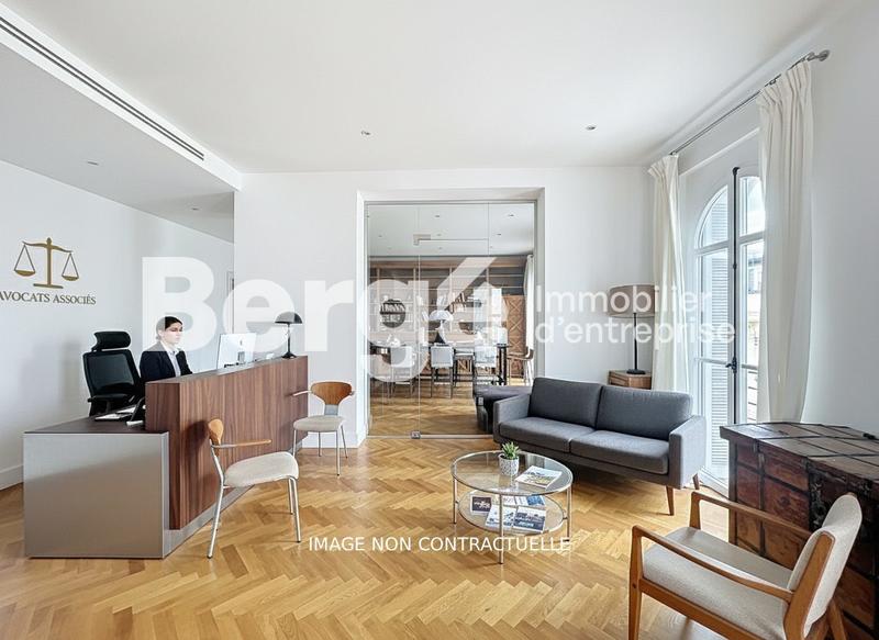 Bureau - 168 m² - 4 pièces