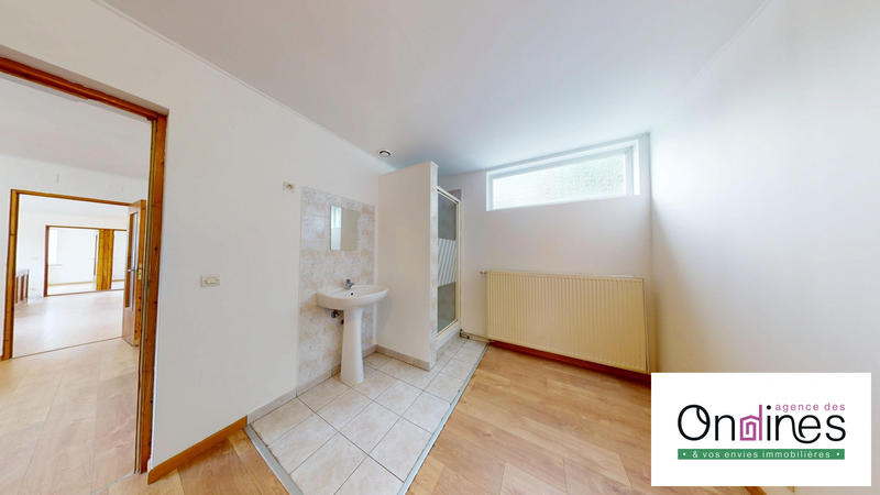 Appartement - 169 m² - 5 pièces