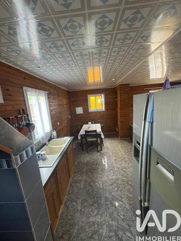 Maison - 251 m² - 7 pièces