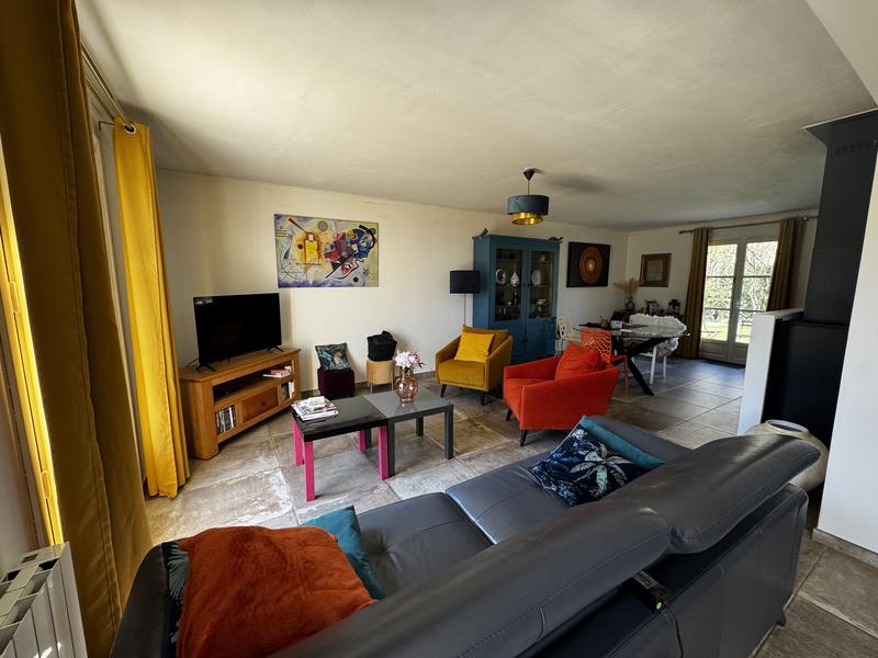 Maison - 140 m² - 6 pièces