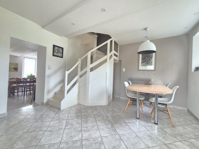 Maison ancienne - 158 m² - 9 pièces