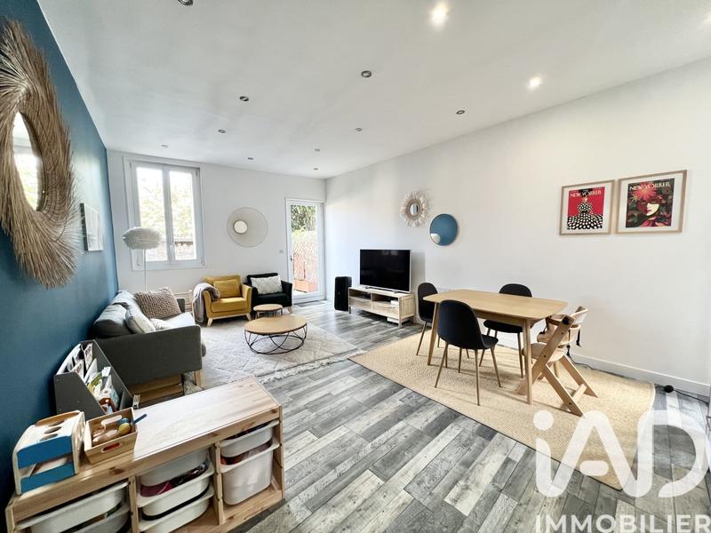 Appartement - 96 m² - 5 pièces