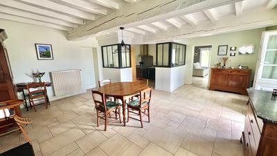 Maison - 172 m² - 9 pièces