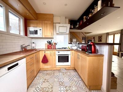 Maison - 150 m² - 5 pièces