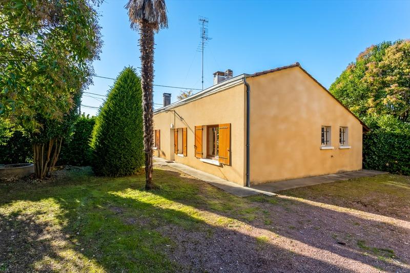 Maison - 97 m² - 5 pièces