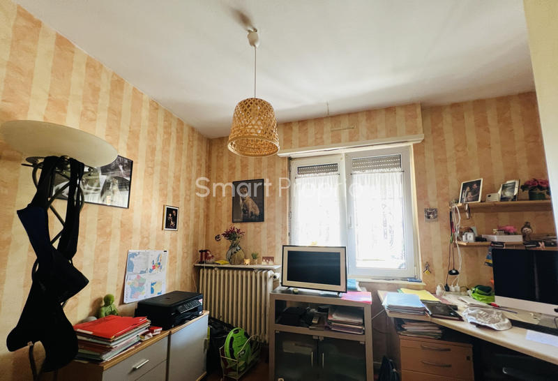 Maison - 92 m² - 5 pièces