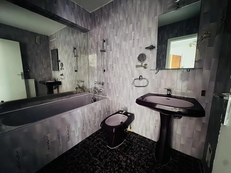 Appartement - 82 m² - 3 pièces