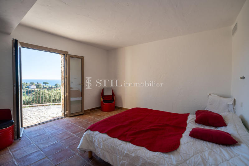 Villa - 350 m² - 6 pièces