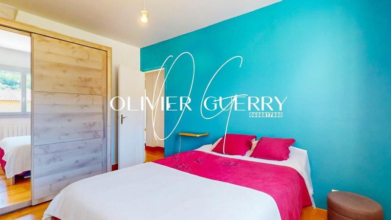 Maison - 160 m² - 8 pièces