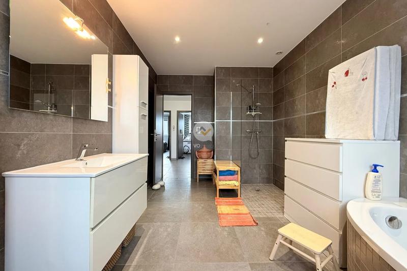 Maison contemporaine - 130 m² - 6 pièces