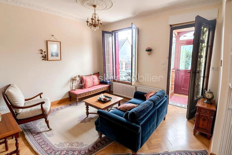 Maison traditionnelle - 82 m² - 4 pièces