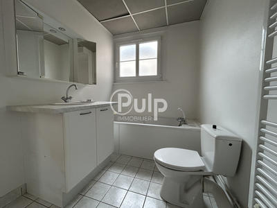 Studio - 42 m² - 1 pièce