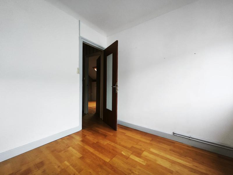 Maison - 94 m² - 6 pièces