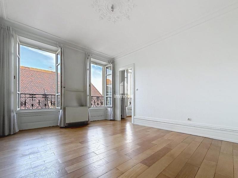 Appartement - 75 m² - 4 pièces