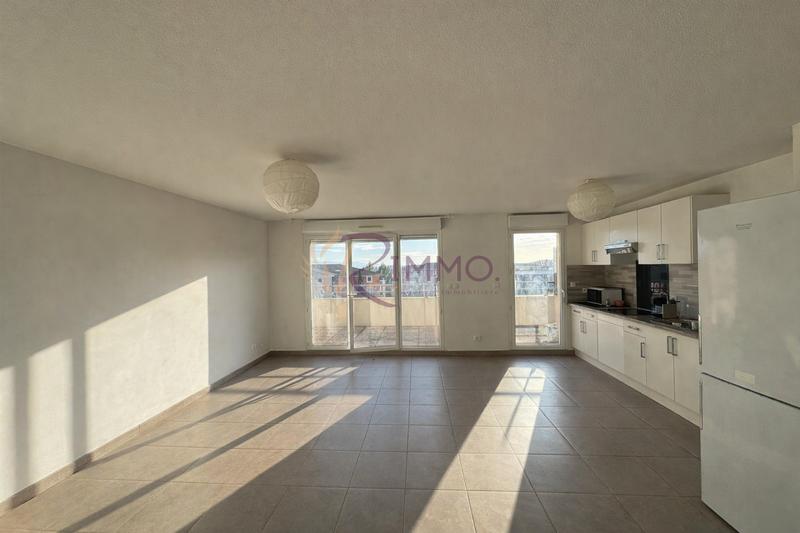 Appartement - 70 m² - 3 pièces