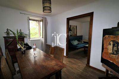 Maison - 135 m² - 7 pièces