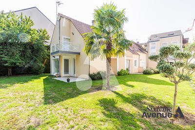 Maison - 195 m² - 6 pièces