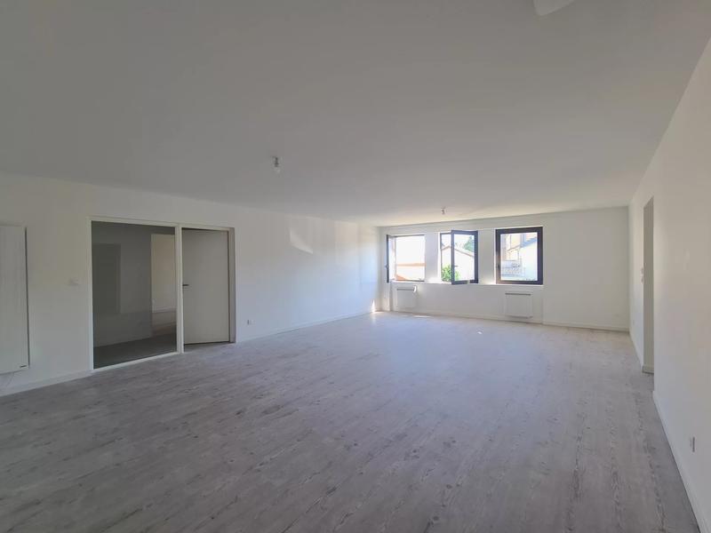 Appartement - 207 m² - 7 pièces